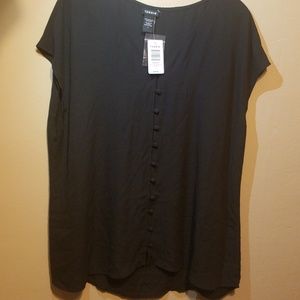 Torrid black top.